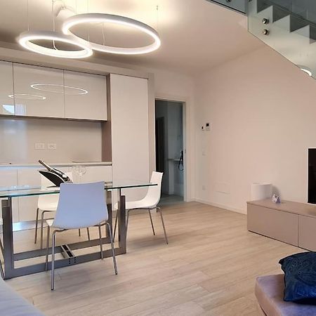 Queen Verona Luxury Apartment Luaran gambar