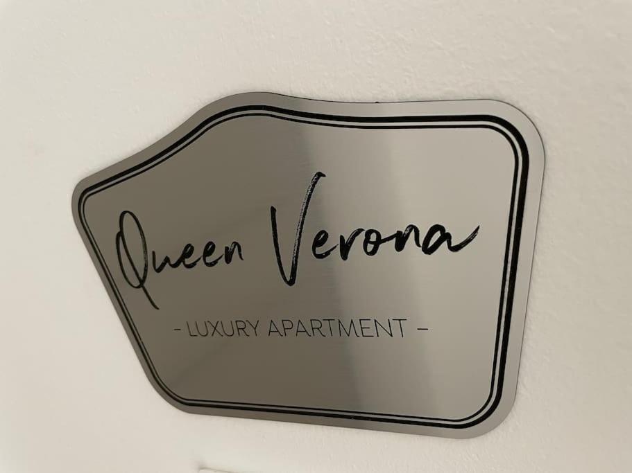Queen Verona Luxury Apartment Luaran gambar